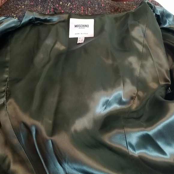 Sophisticated Moschino Duo of Jacket & Camisole. - Picture 14 of 16